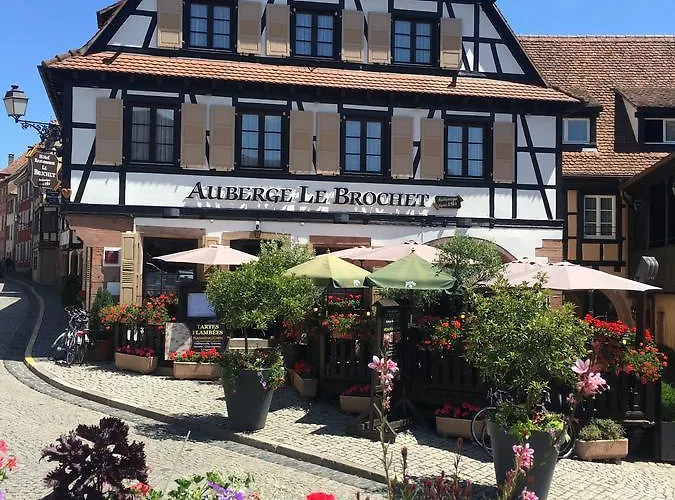 מלון Restaurant Le Brochet בר